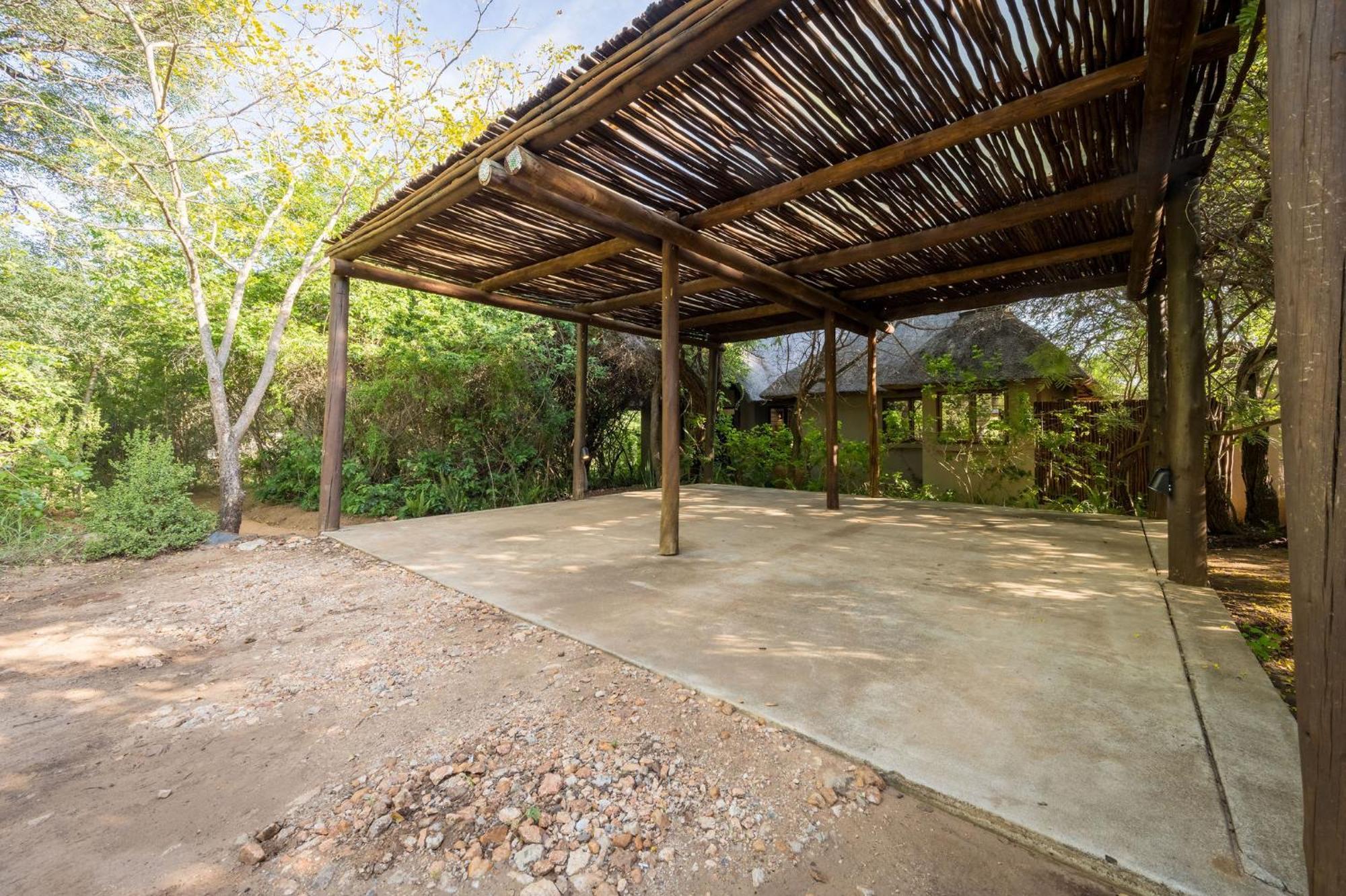 Raptors Lodge Hoedspruit Exterior foto