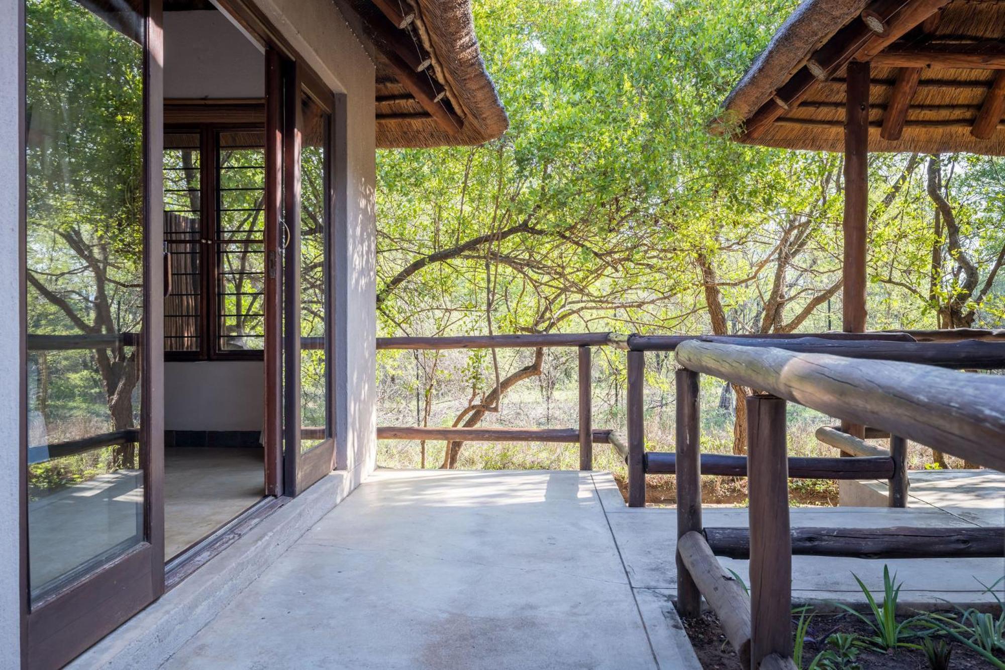 Raptors Lodge Hoedspruit Exterior foto
