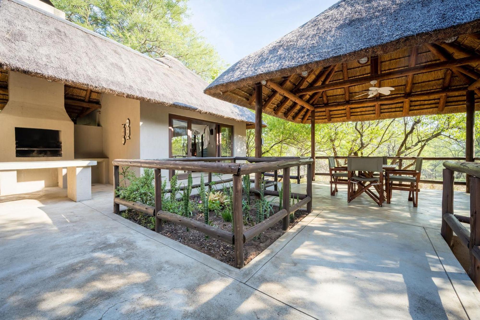 Raptors Lodge Hoedspruit Exterior foto
